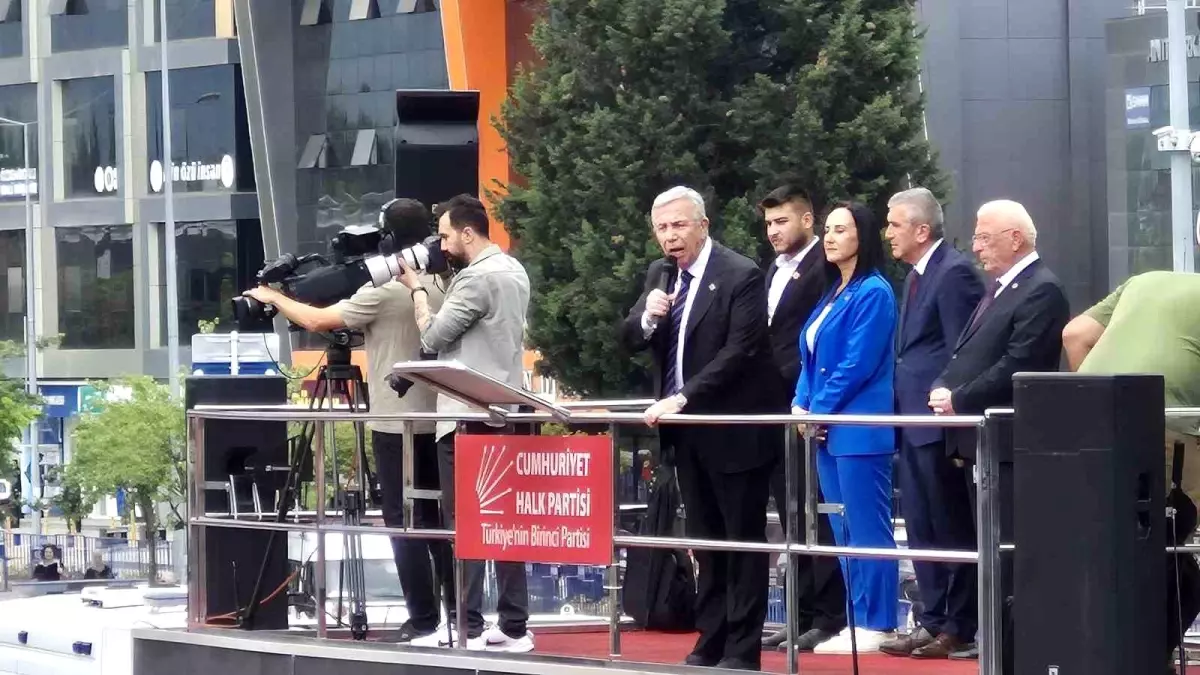 Mansur Yavaş Düzce'de Adalet ve Yerel Yönetim Başarılarını Anlattı