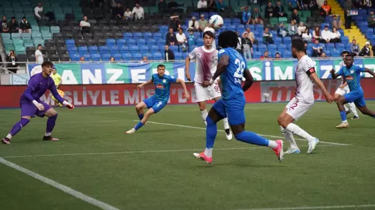 Çaykur Rizespor Hatayspor'u 5-2 Yendi