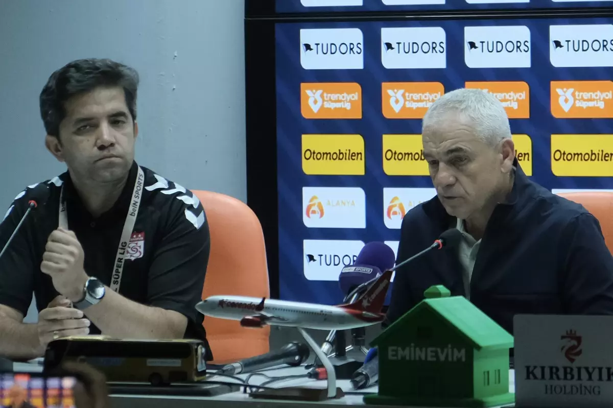 Alanyaspor, Sivasspor'u 2-0 Mağlup Etti