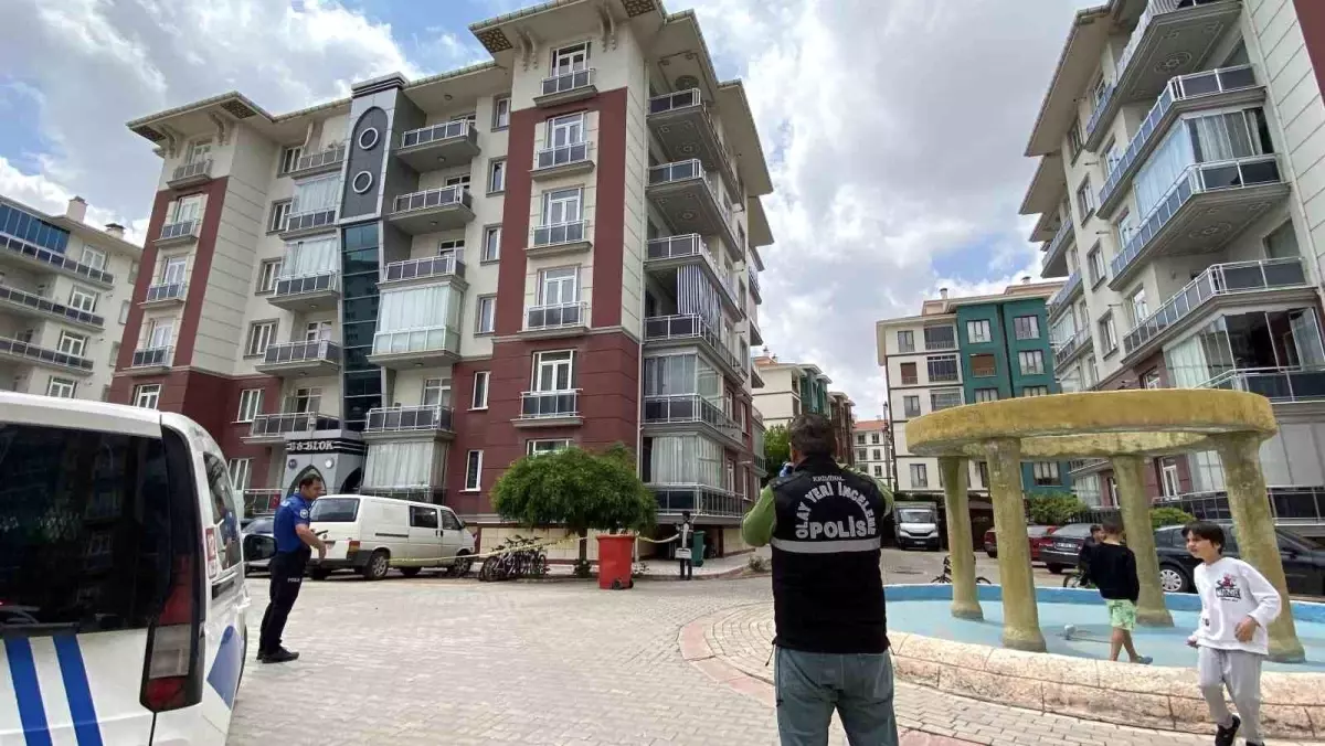 Konya'da 2 Yaşındaki Çocuk Pencereden Düştü