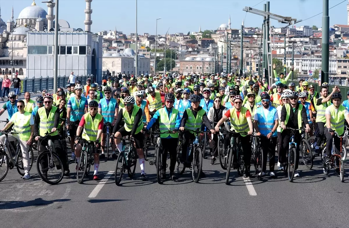 Yeşilay Bisiklet Turu'nda Pedal Çevirenler Sağlıklı Yaşam İçin Buluştu