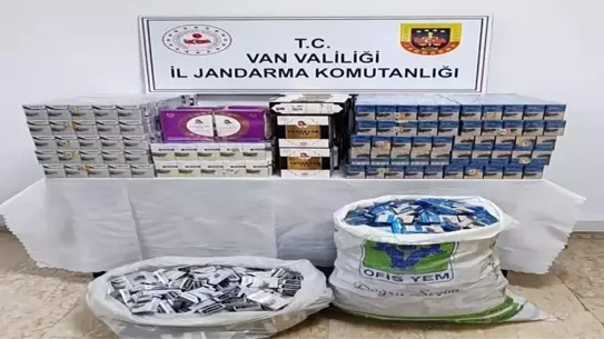 Van'da Gümrük Kaçağı Malzeme Ele Geçirildi