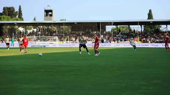 Beşiktaş, Bodrum FK'yi İlk Yarıda 3-0 Geçti