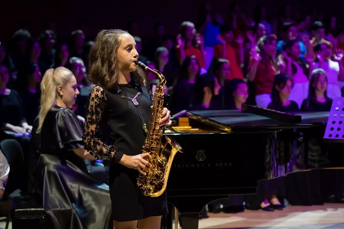 Devlet Koroları Sezon Finali Konseri