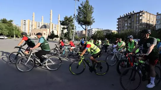 Yeşilay Bisiklet Turu Mardin ve Şırnak'ta Sağlıklı Yaşam İçin Pedal Çevirdi