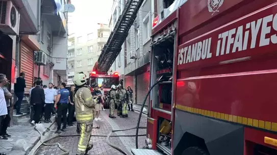 Zeytinburnu'nda Yangın: 16 Yaşındaki Çocuk Yaralandı