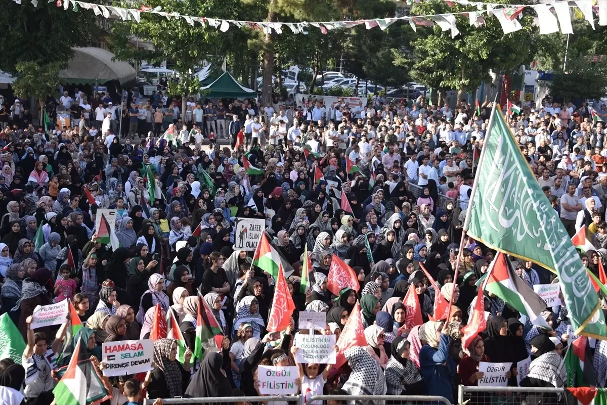 Mavi Marmara'nın 15. Yıl Dönümünde Gazze ve Kudüs İçin Yürüyüş