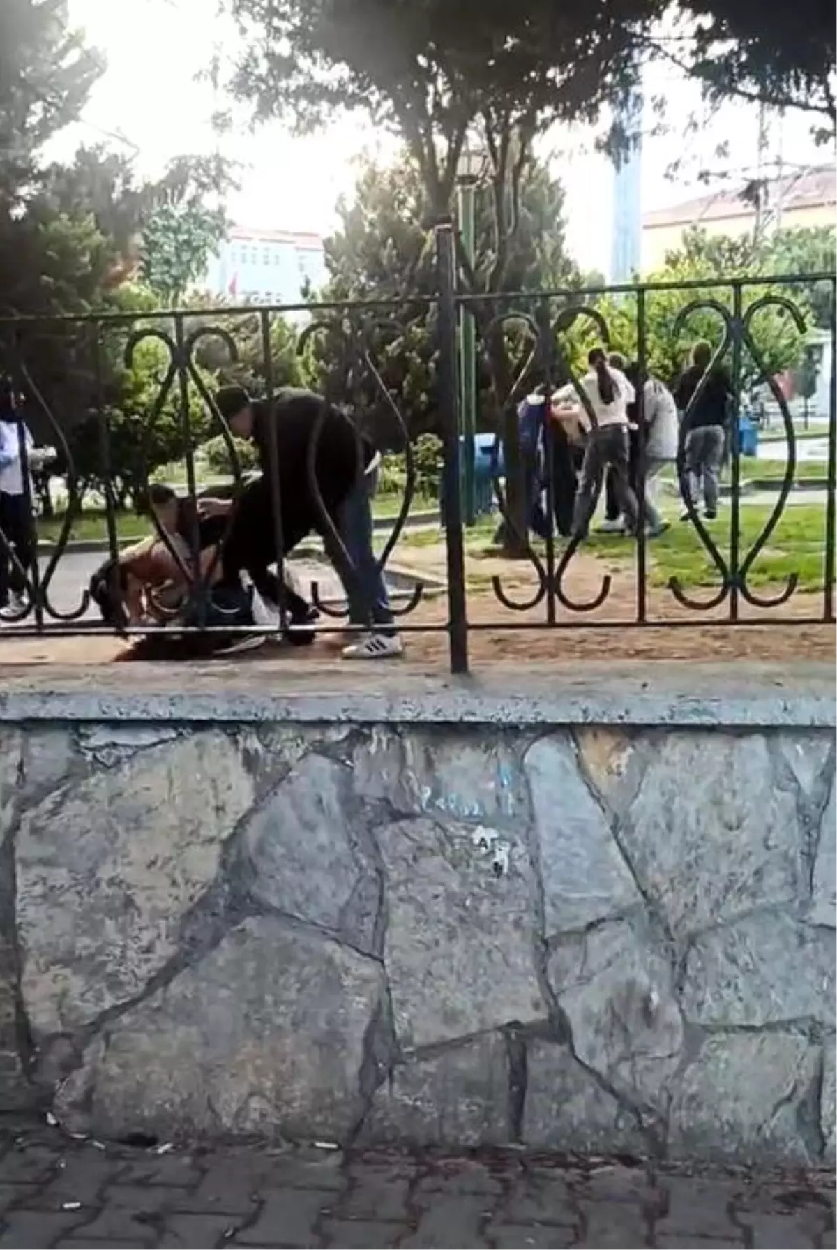 Başakşehir'de Çocuk Kavgası Kamerada