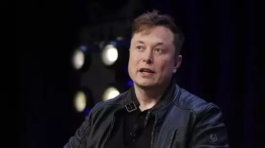 Elon Musk'tan Bütçe Eleştirisi