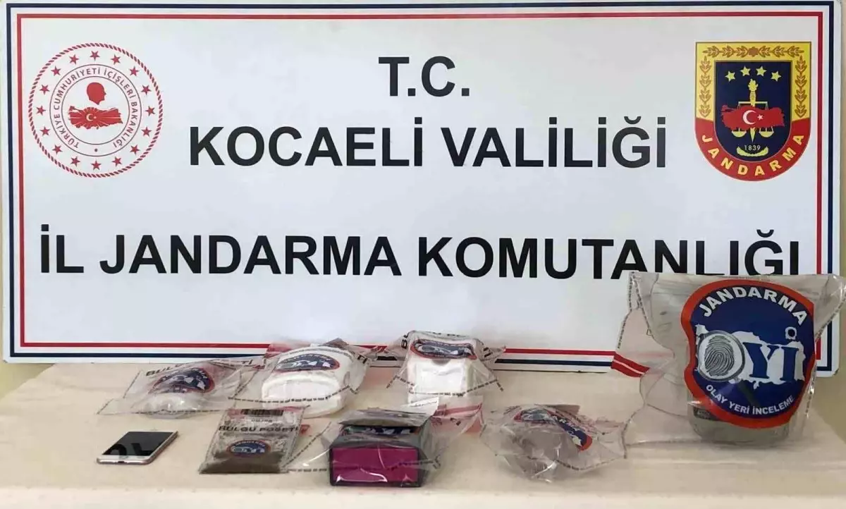 Kocaeli'de Uyuşturucu Operasyonu: 2 Tutuklama