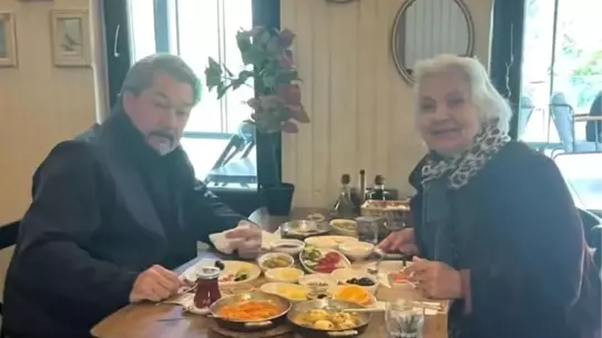Demet Akalın'ın Kuzeni Hayatını Kaybetti