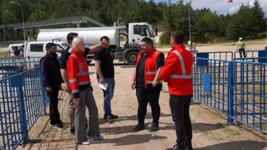 Bilecik Belediye Başkanı Subaşı Kurban Satış Alanında İncelemelerde Bulundu