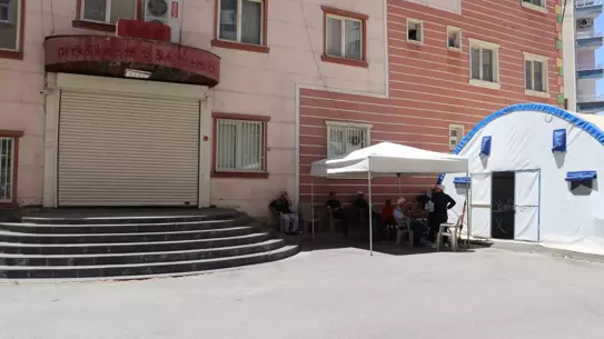 Diyarbakır'da evlat nöbeti tutan aile sayısı 384'e yükseldi