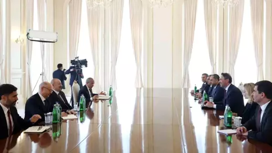 Bakan Bayraktar, Aliyev ile Görüştü