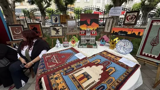 Karaman'da El Sanatları Sergisi Açıldı