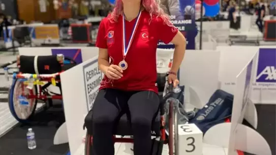Şenay Güner Fransa'da Çifte Madalya Kazandı