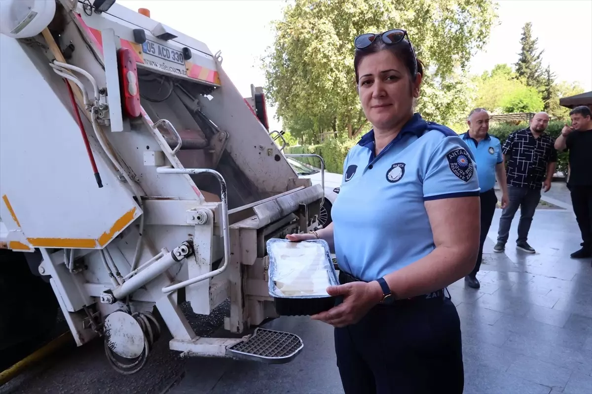 Antalya'da 700 kg Peynir İmha Edildi