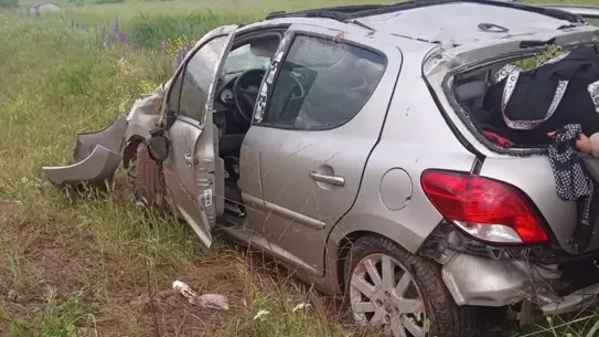 Tokat'ta Tarlaya Devrilen Araçta 3 Yaralı
