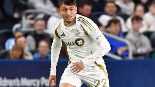 Los Angeles'tan Cengiz Ünder kararı