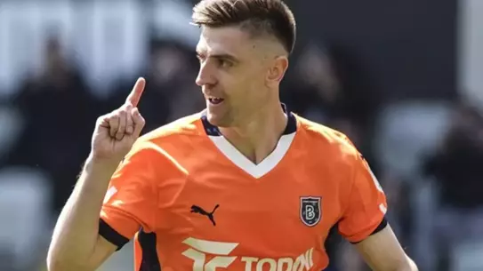 Başakşehir, Piatek'in Al Duhail'e transferini açıkladı