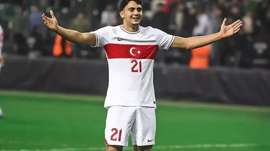 A Milli Takım'da 3 isim kadrodan zorunlu olarak çıkarıldı