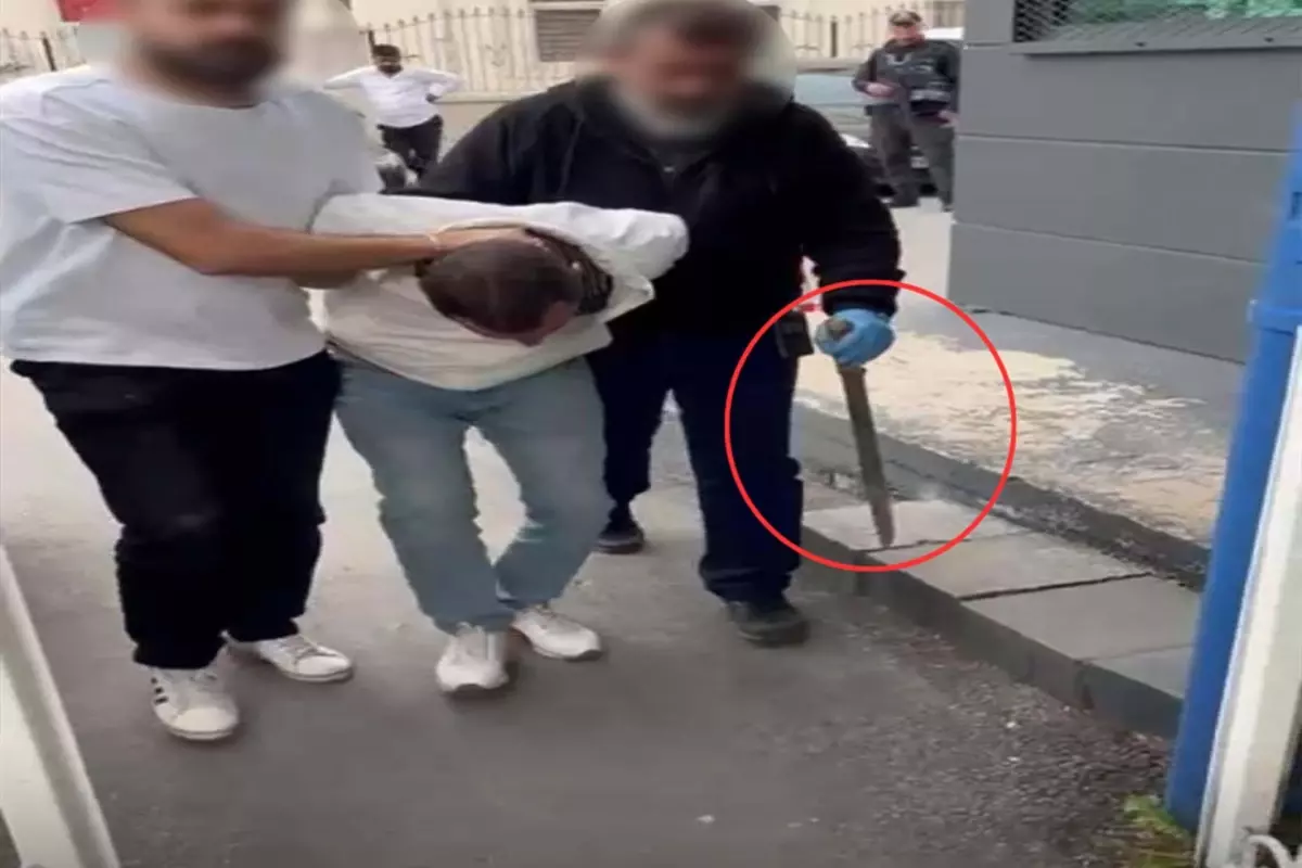 Ankara'da minibüs şoförünü döner bıçağıyla tehdit eden şahıs gözaltında
