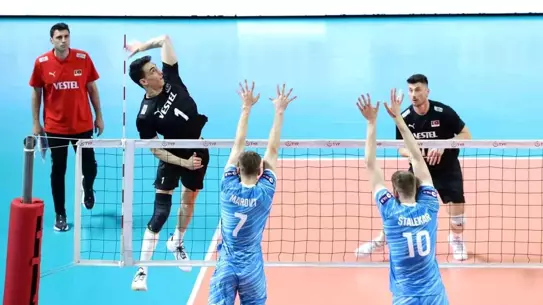 A Milli Voleybol Takımı Slovenya'ya Yenildi