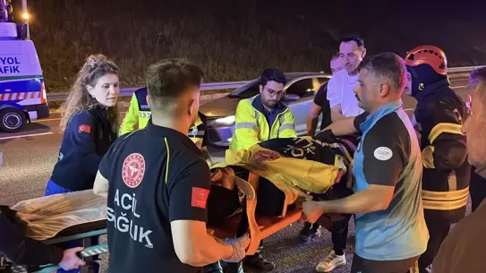Kocaeli'de Otoyolda Kaza: 12 Yaralı