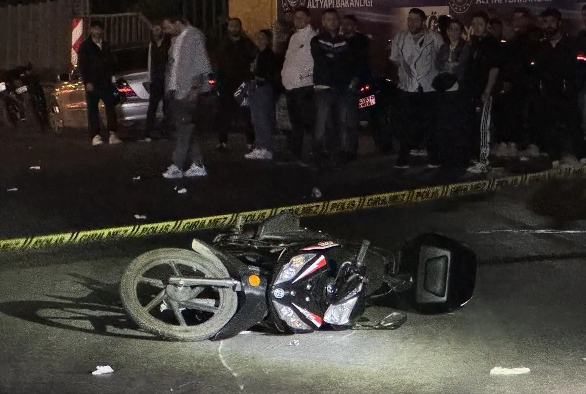 İzmit'te Motosiklet-Tır Kazasında Bir Kişi Hayatını Kaybetti