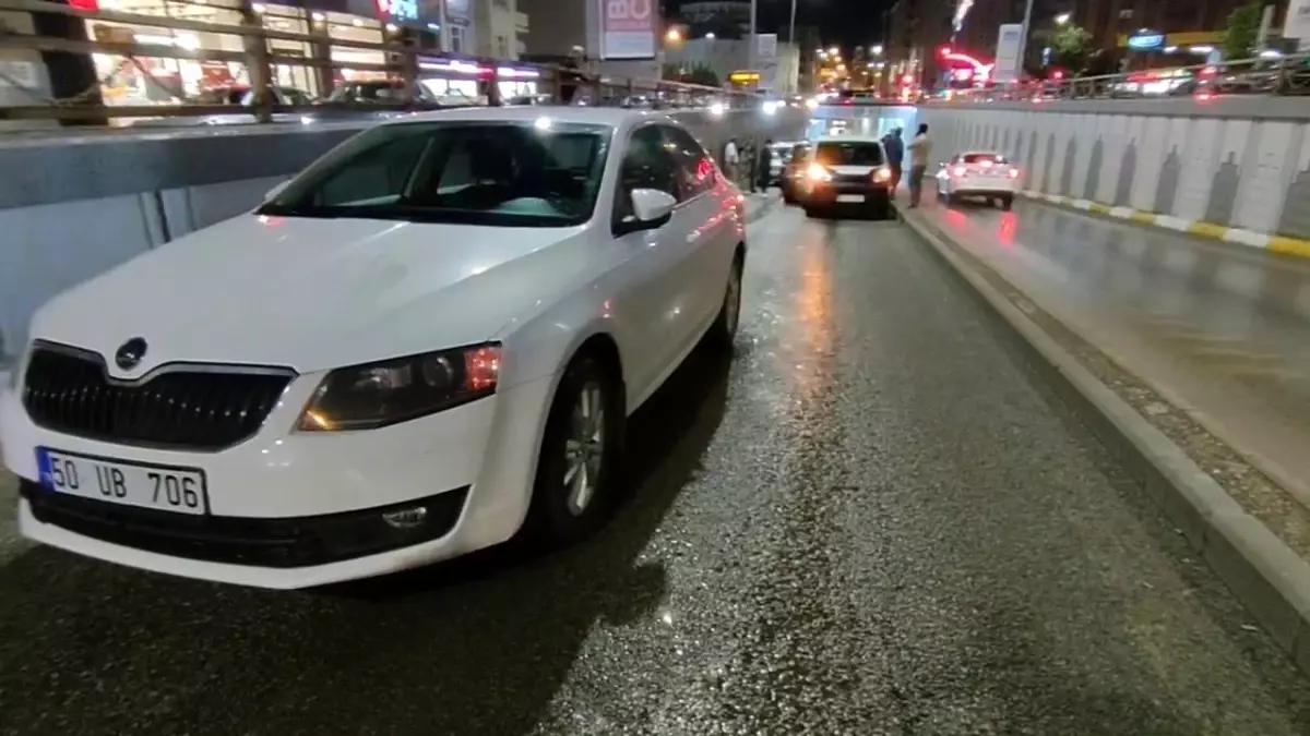 Erzurum'da Zincirleme Trafik Kazası