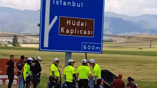 Afyonkarahisar'da Kaza: Sürücü Yaralandı