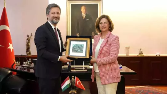 Macaristan Büyükelçisi Eskişehir'i Ziyaret Etti