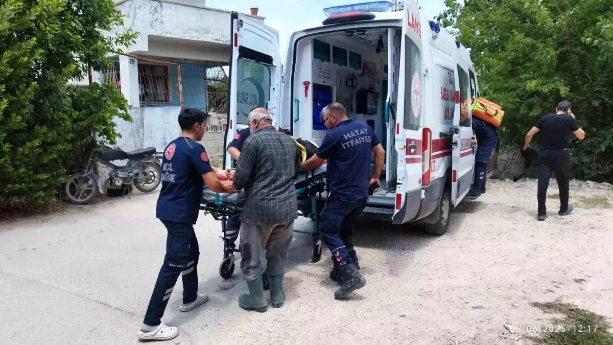 Hatay'da 91 Yaşındaki Adam Su Kuyusuna Düştü, İtfaiye Kurtardı