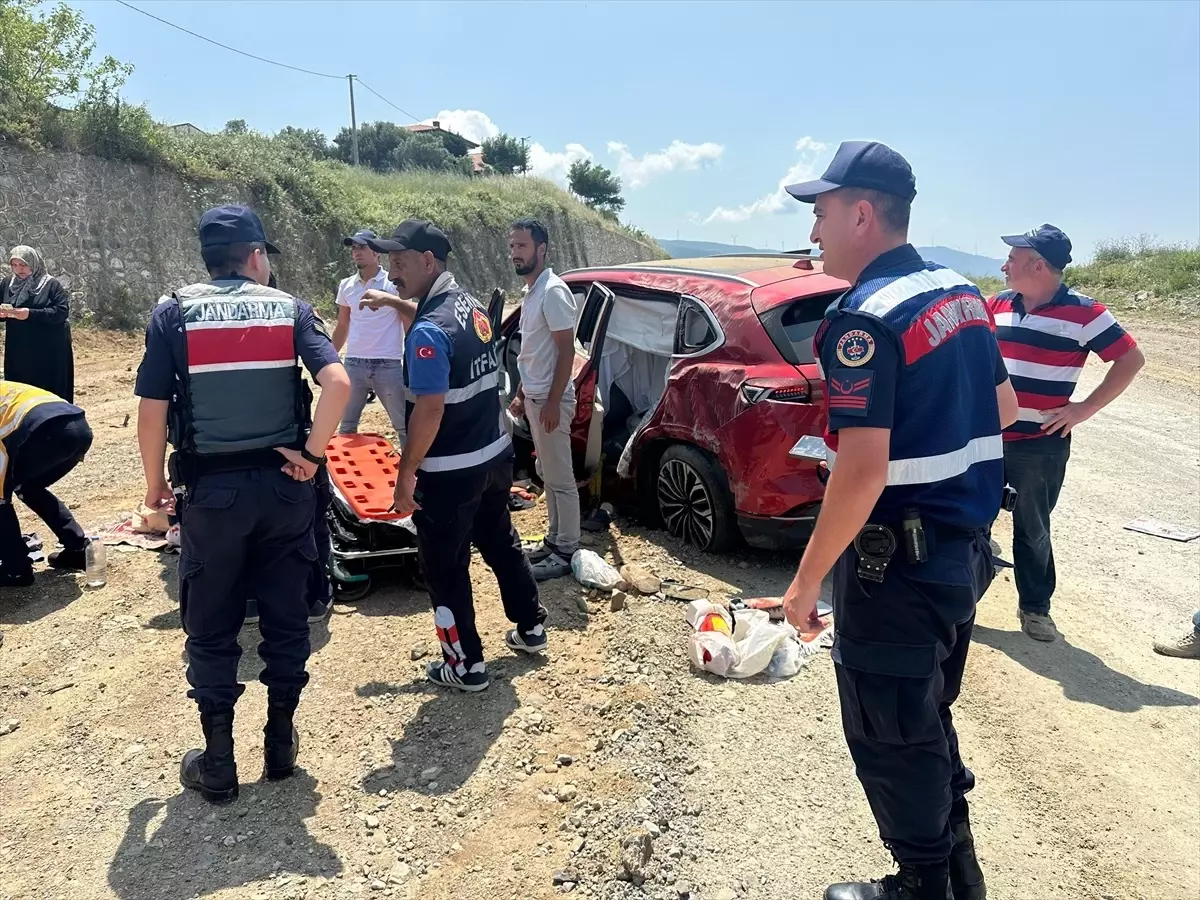 Yalova'da Elektrikli Araç 4 Metreden Düştü