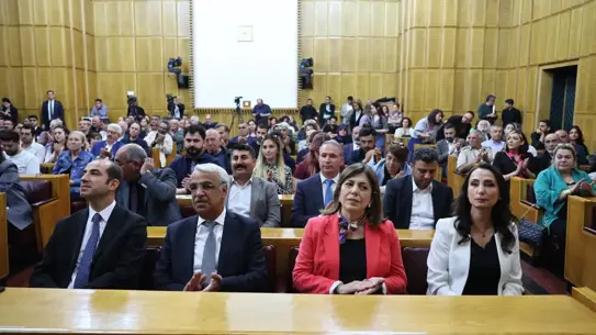 Yeni Anayasa İçin Siyasi İklim Gerek