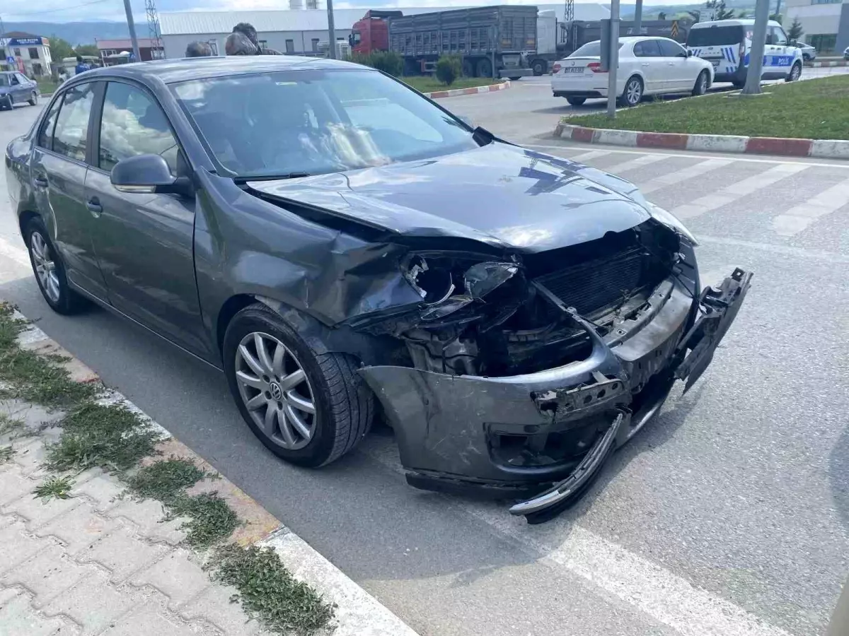 Samsun'da Trafik Kazası: 1 Yaralı