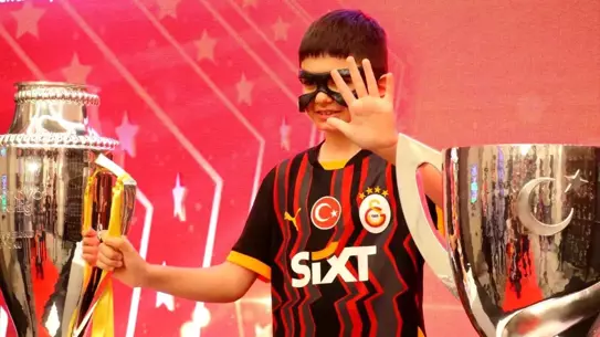 Galatasaray 25. Şampiyonluğunu Kutladı