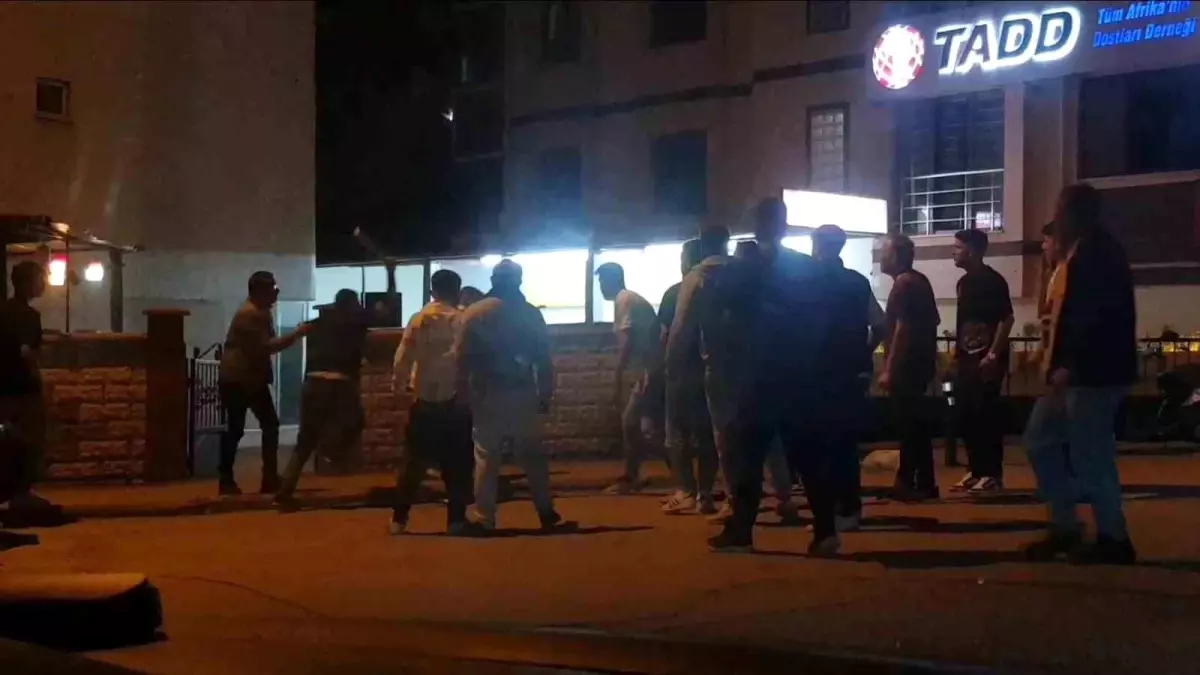 Karabük'te Omuz Atma Tartışması Kavgaya Döndü