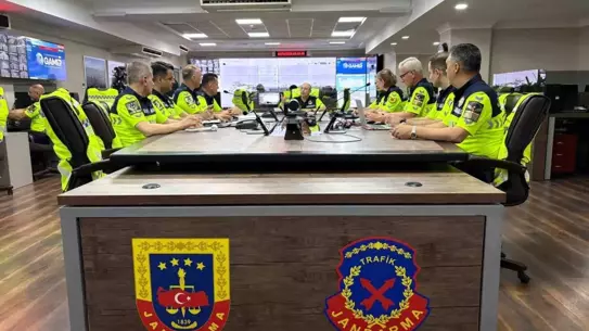 Trafik İzleme Merkezleriyle Güvenli Seyahat