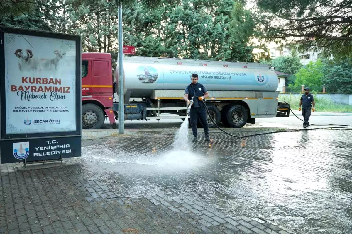 Yenişehir Belediyesi Kurban Bayramı İçin Temizlik Seferberliği Başlattı
