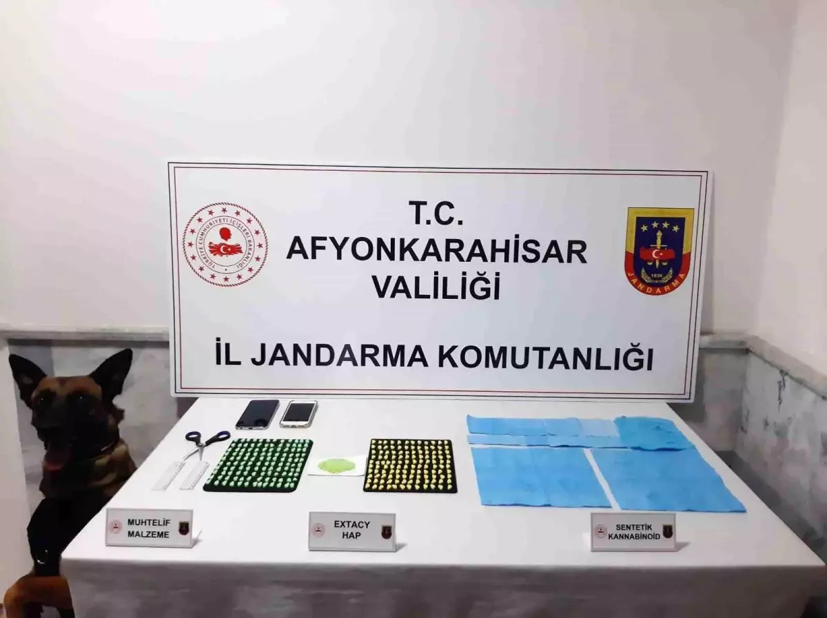 Afyonkarahisar'da Uyuşturucu Operasyonu: 2 Tacir Yakalandı