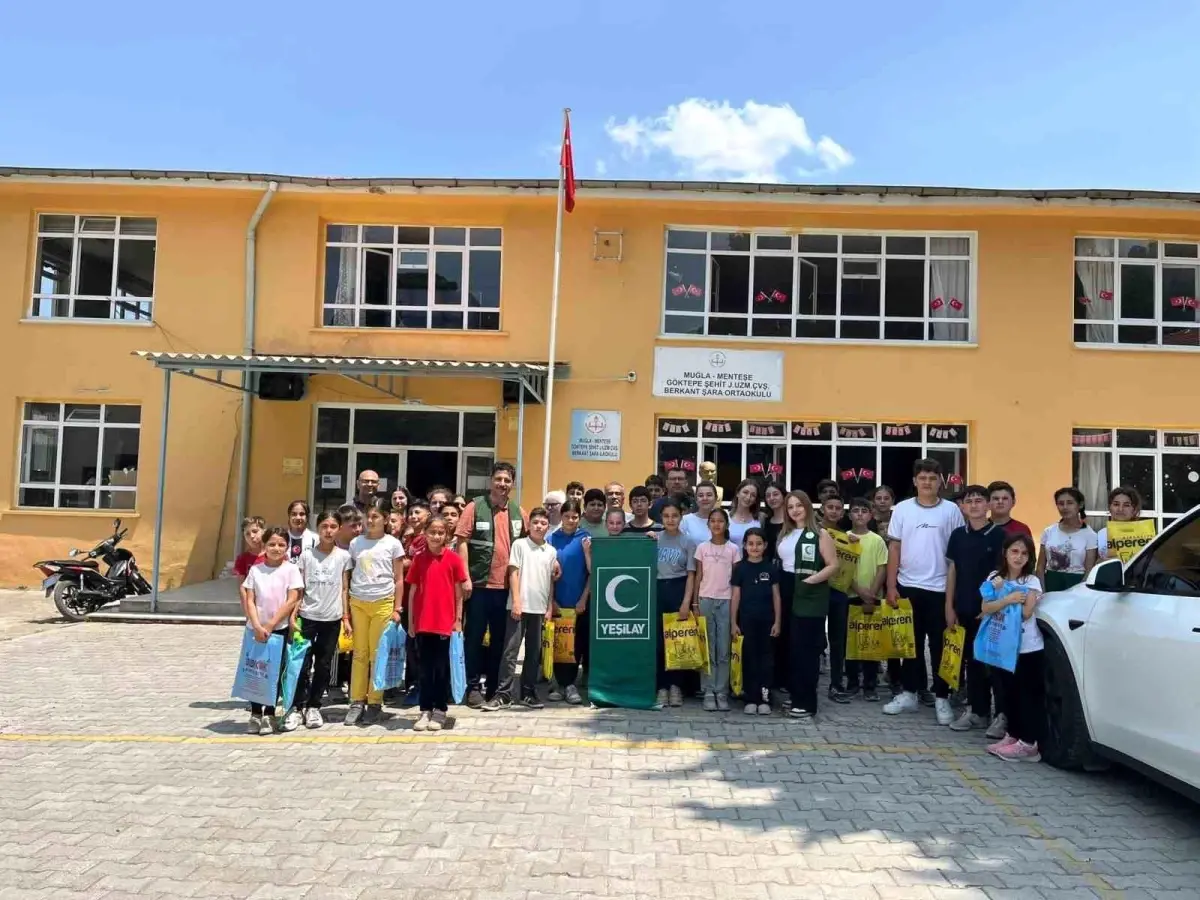 Üniversite Öğrencilerinden Anlamlı Ziyaret