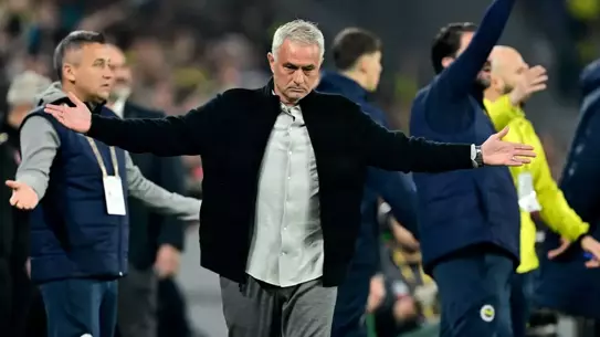 Fenerbahçe'nin yıldızları yönetime resti çekti: Mourinho varsa biz yokuz
