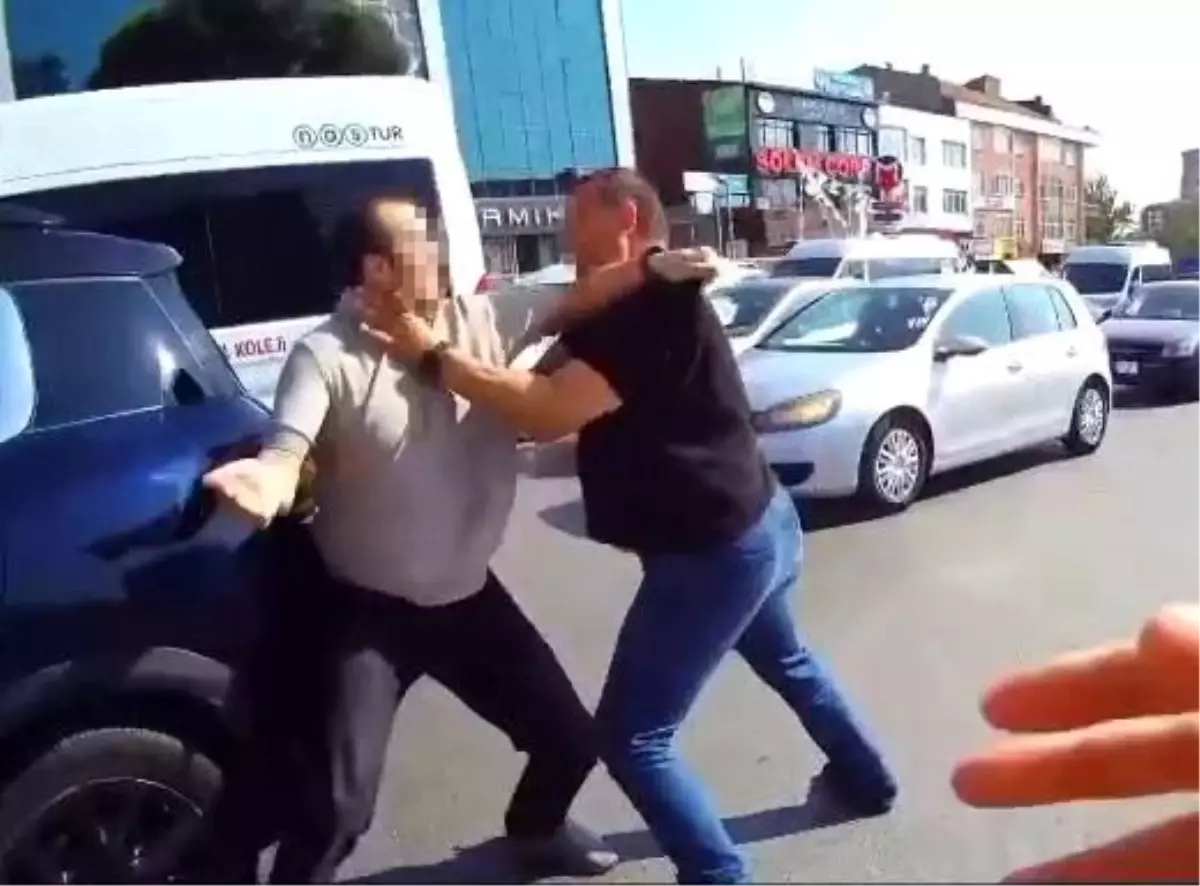Ataşehir'de Kavgaya Hamile Kadın Müdahale Etti