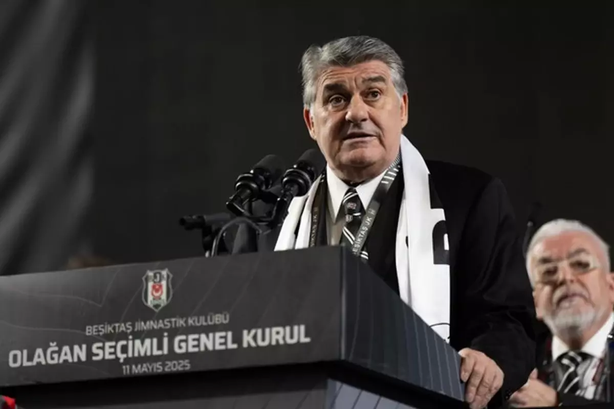 Serdal Adalı müjdeyi verdi: Sözleşmesini 2 yıl uzattık