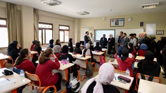 Milli Eğitim Bakanı Tekin: Bağımsızlığı, özgürlüğü, insan hakları güçlü olan bir Suriye devletinin bize de güç katacağına inanıyoruz