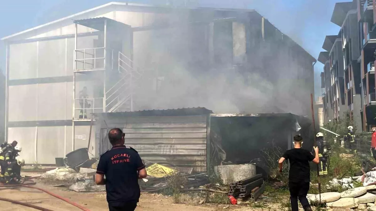 Kartepe'de Şantiye Yangını