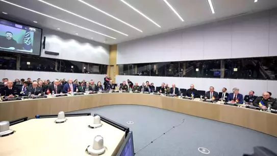 Bakan Güler, NATO Toplantısında