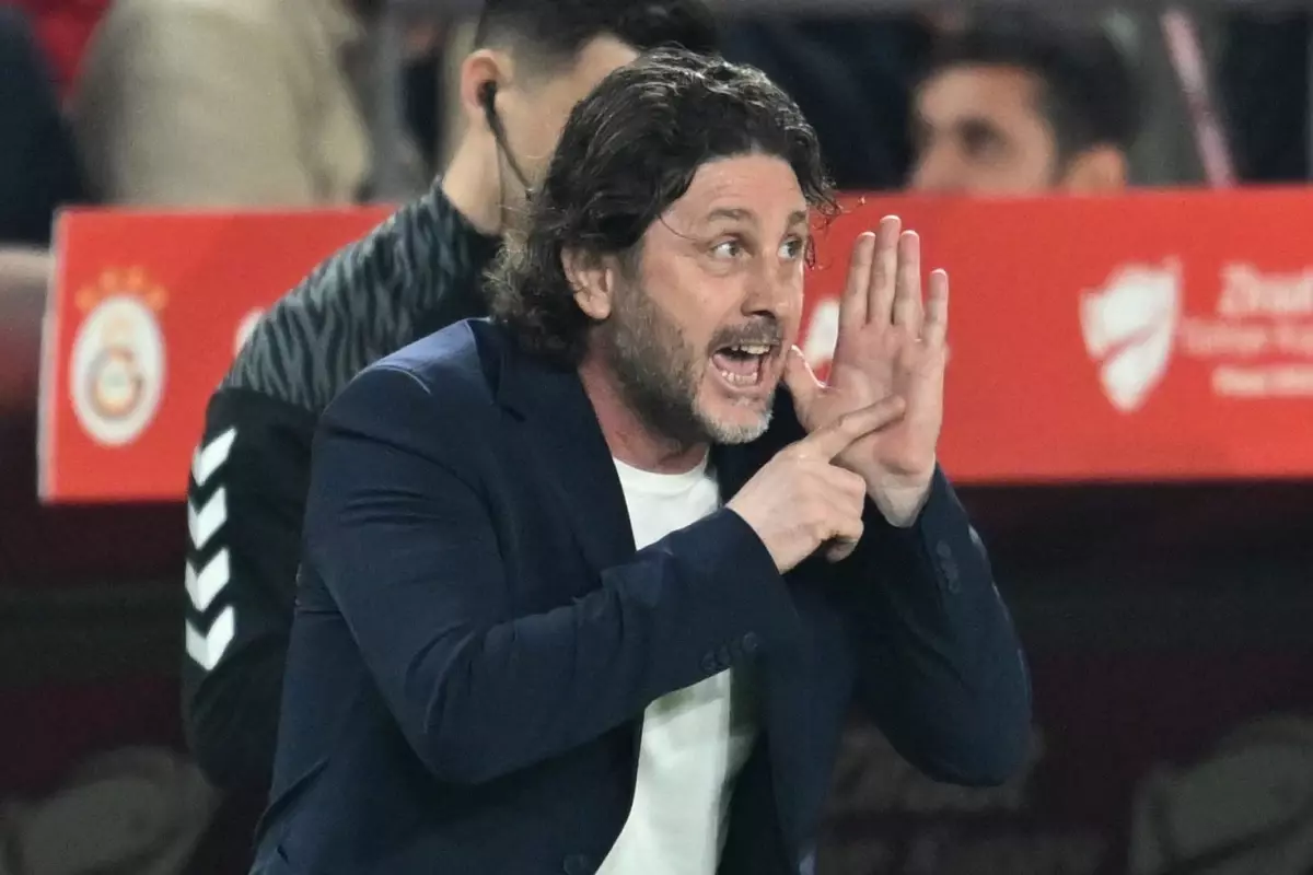 Trabzonspor'da Fatih Tekke, Galatasaray'ın 3 yıldızını istiyor