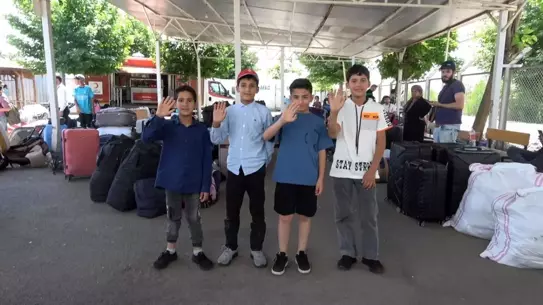 Sığınmacılar Bayram Öncesi Suriye'ye Dönüyor